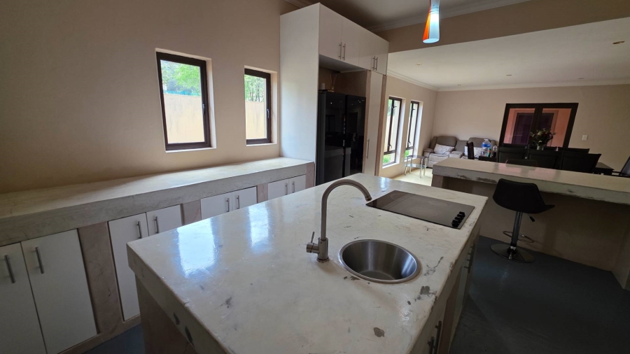 4 Bedroom Property for Sale in Broederstroom North West